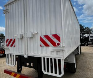 CA 1081 Box Body Truck for Sale in Kenya